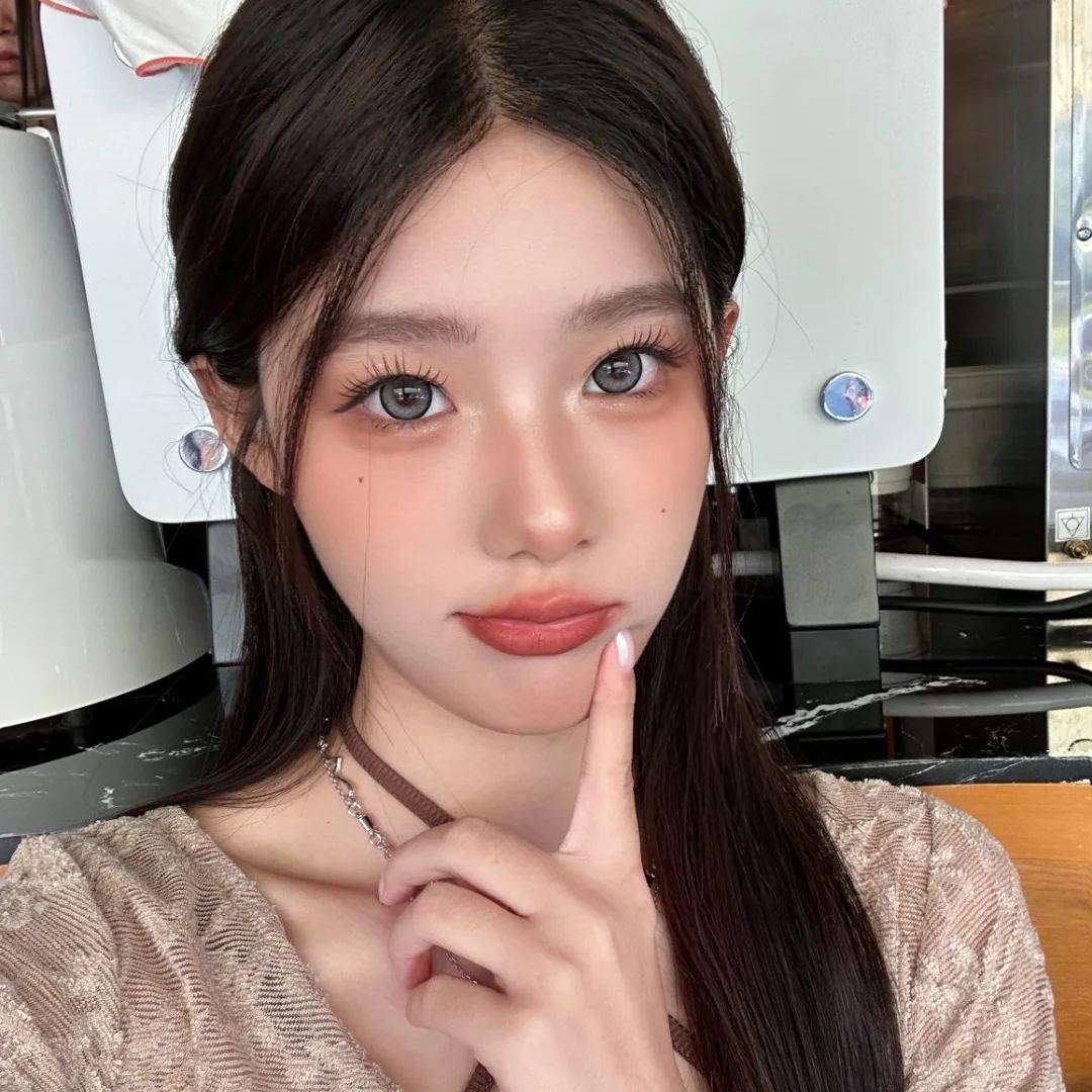 FlowerColor | 韩产年抛 | 硅水凝胶 | 甜辣混血系 | 坠落星河 | 甜野白茶 | 牛乳亚麻 | 钻石高光 | 14.5mm-allencon