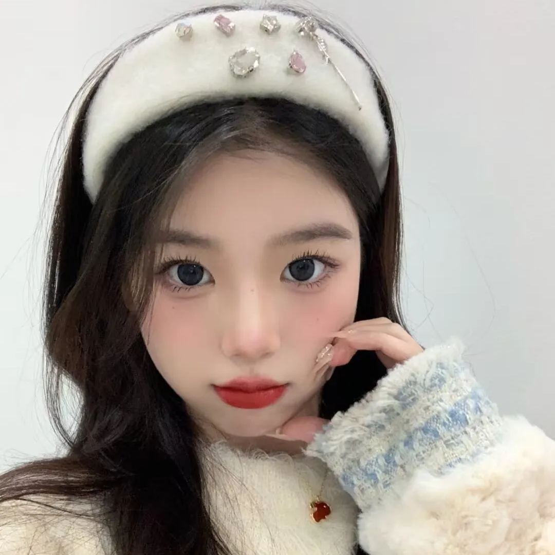 Li cheechee | 韩产年抛 | 硅水凝胶 | 网感拿捏 | 纯欲天菜 | 14.5mm-AllenCon Since2017@UK