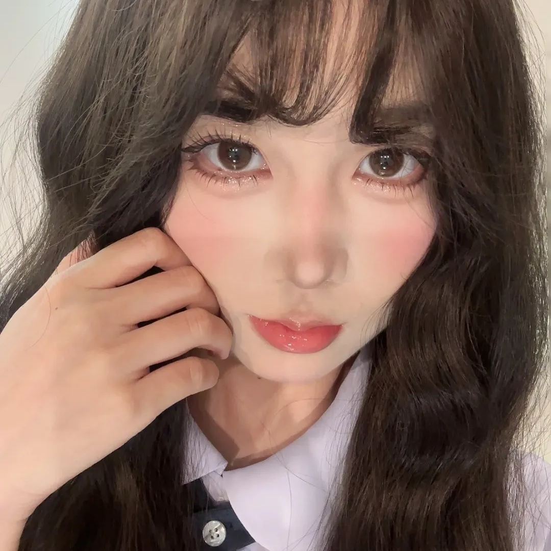 Susugirl | 国产日抛 | 硅水凝胶 | 淡颜小白花 | 白开水棕 | 白开水黑 | 14.0mm | 10片装