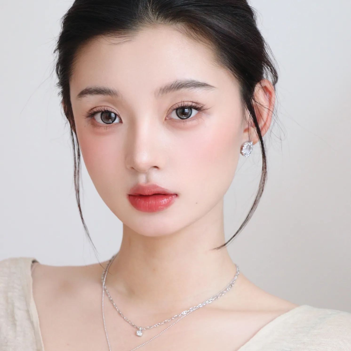 Susugirl | 国产日抛 | 硅水凝胶 | 精致高光款 | 甜心奶泡 | 胆小乌云 | 芝麻奶芙 | 榛子可可 | 14.2mm | 10片装