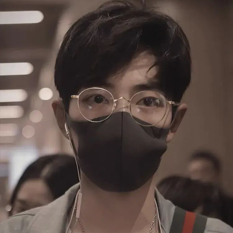 纯钛圆框丨日系手作丨 文艺复古丨肖战同款丨舒适有型丨男款 CK9818【全球购】