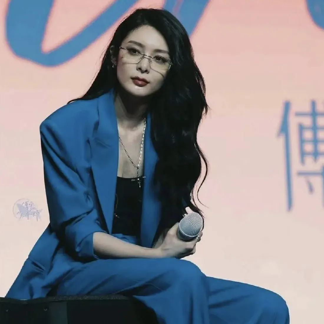 方形无框 | 半钛 |  精致显脸小 | 顺滑贴合 | 舒适不刮耳 | 女款 1928B【全球购】