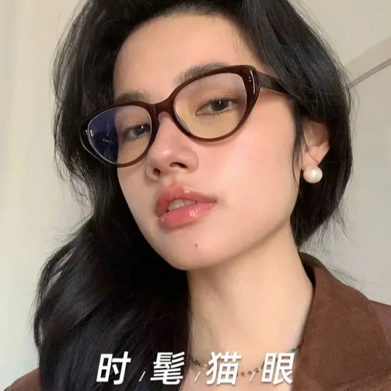 高级感猫眼框 | 俏皮灵动 | 立体质感 | 上镜拿捏 | 高颜框型 | 男女同款 Y8045X【全球购】