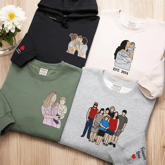 Custom Embroidered Portrait Sweatshirt – Personalized Family Gift for Dad & Mom
