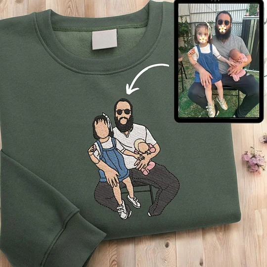 Custom Embroidered Portrait Sweatshirt – Personalized Family Gift for Dad & Mom
