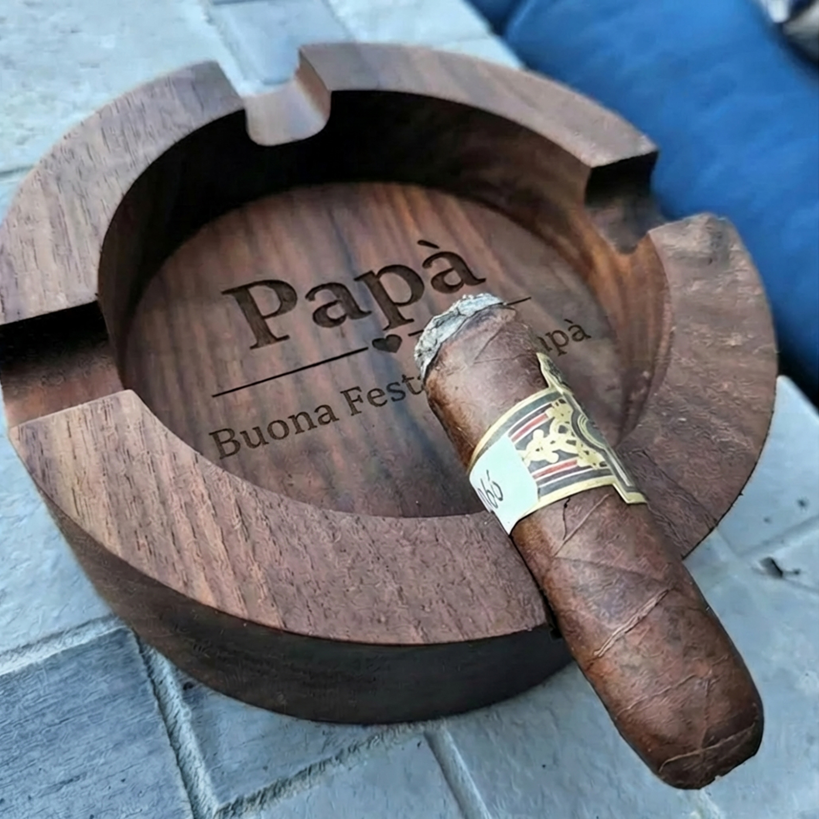 Custom Engraved Cigar Ashtray in Solid Walnut – Perfect Gift for Dad
