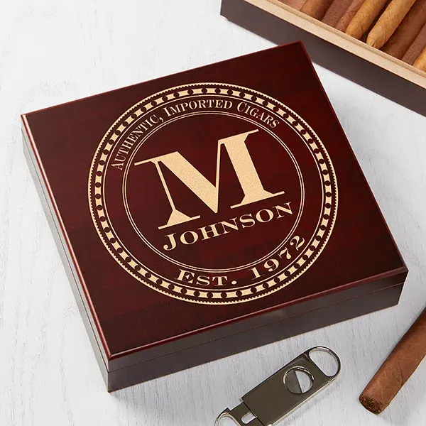 Father's Day Gift Gentleman's Seal Personalized Cherry Wood Cigar Humidor 20 Count