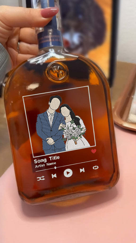 Personalized Couple Portrait Whiskey Bottles: Celebrate Love in Every Sip