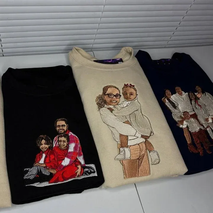 Custom Detailed Embroidered Portrait Sweatshirt & Hoodie – Best Personalized Family Gift for Mom & Dad-Creatgifts