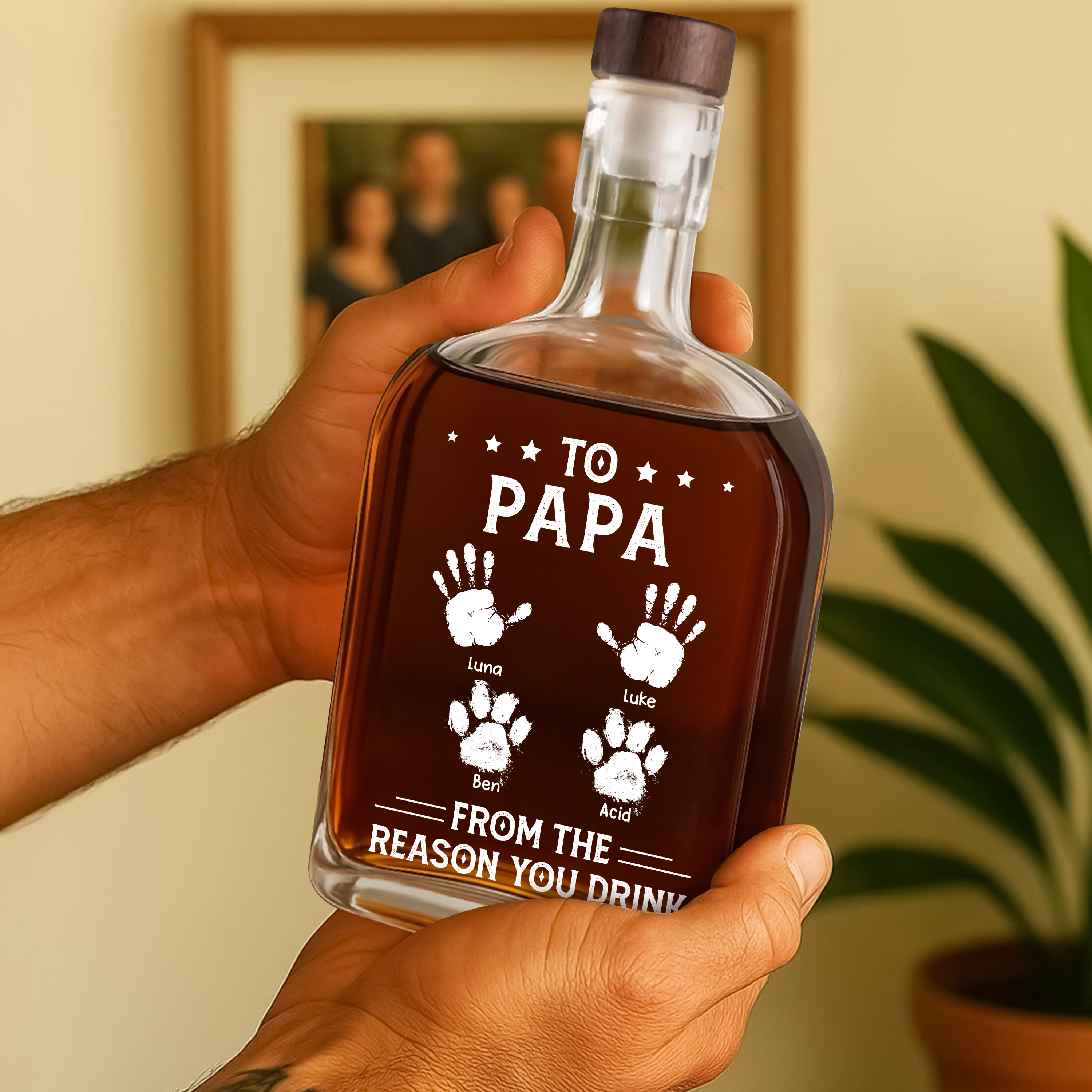 Personalized "To Daddy/Papa/Father" Whiskey Decanter - Custom Father's Day Gift with Kids & Pet Handprints