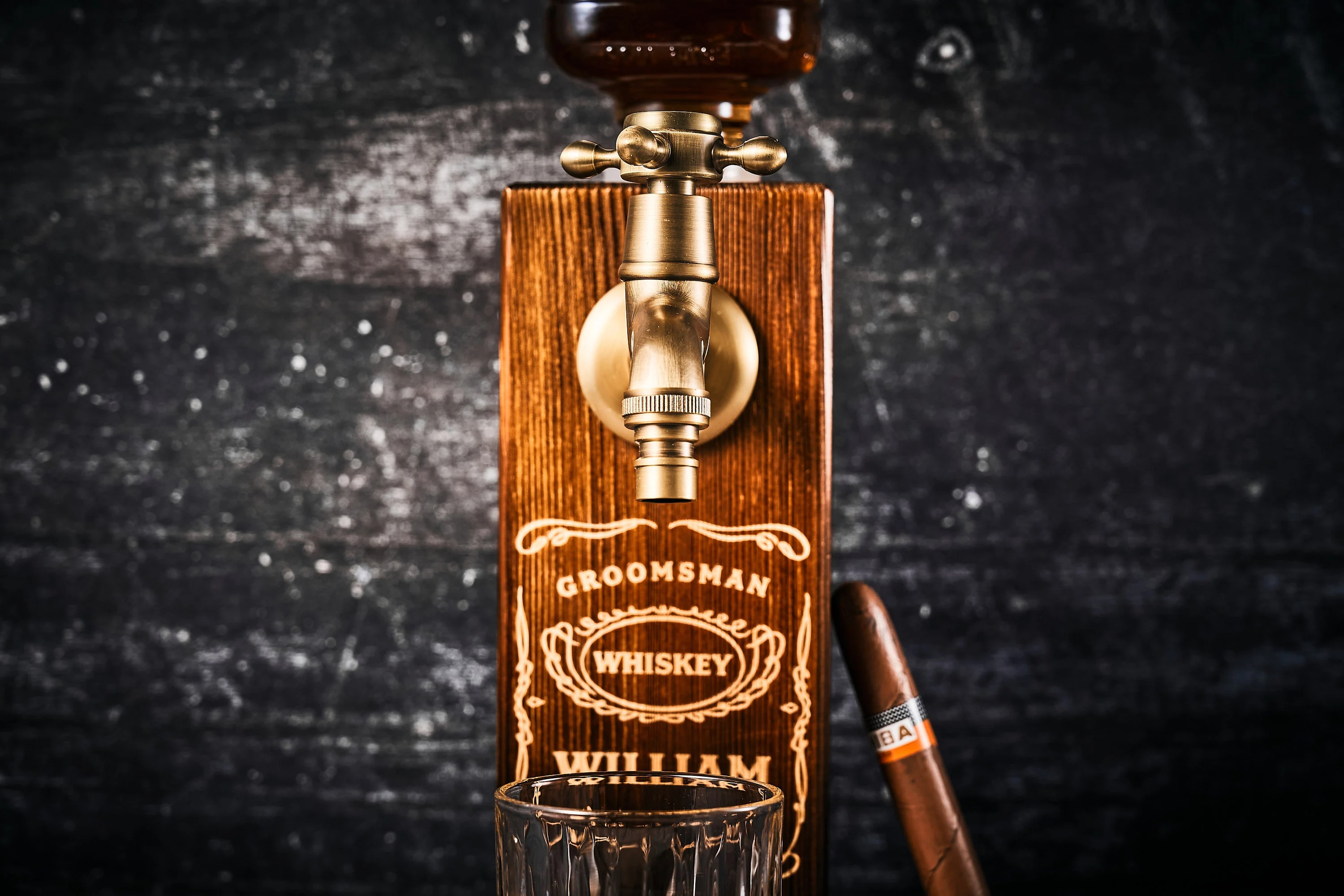 Personalized Wooden Whiskey Dispenser,Engraved Liquor Dispenser,Fathers Day Gift,Bar,Pub and Pub Shed,Wine,Vodka,Bourbon,Wood Drink Fountain-Creatgifts