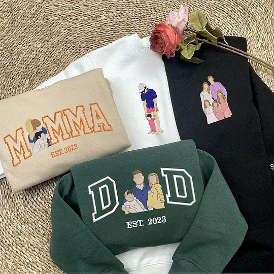 Custom Embroidery sweatshirt with Mom Dad Photo, Custom Varsity Embroidered T-shirt, Gift For Mom, Dad