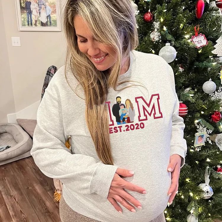 Custom Embroidered Portrait Sweatshirt Best Gift For Mom Popular Now