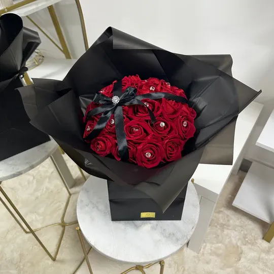 💕Beautiful Rhinestone Bouquet of Forever Roses (Never Fade)💐—Perfect Gift for Any Occasion