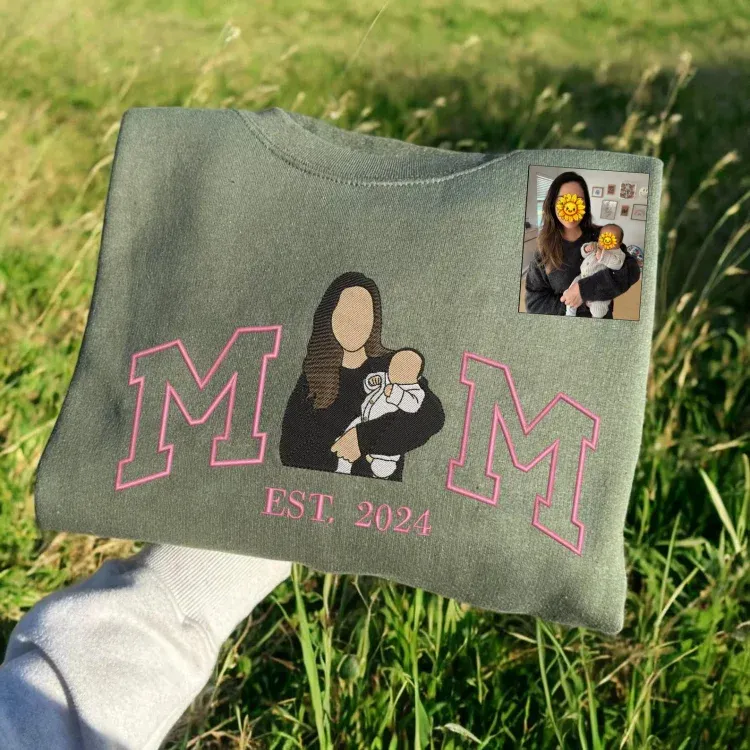 Mama, Mom T-shirt with Photo, Custom Embroidered Sweatshirt Mama and Kids Portrait.