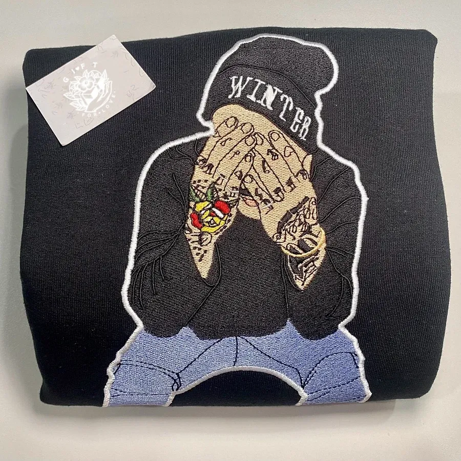 Personalized Photo with Facial Details & EST Year - Custom Embroidered Portrait Sweatshirt, Unique Gift for Loved Ones🧵💖-Creatgifts