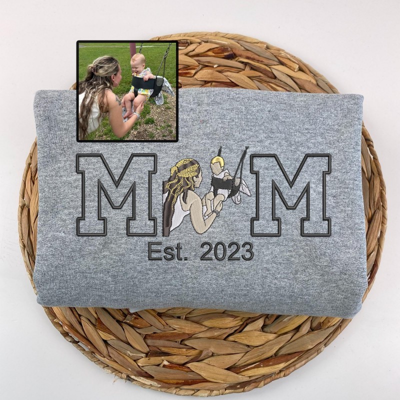 Custom Mama Photo Portrait Embroidery Sweatshirt With Kids Names