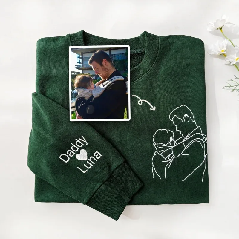 Personalized Embroidered Portrait Sweatshirt - Unique Gift for Dad - Custom Father and Son Hoodie, Couple Portrait-Creatgifts