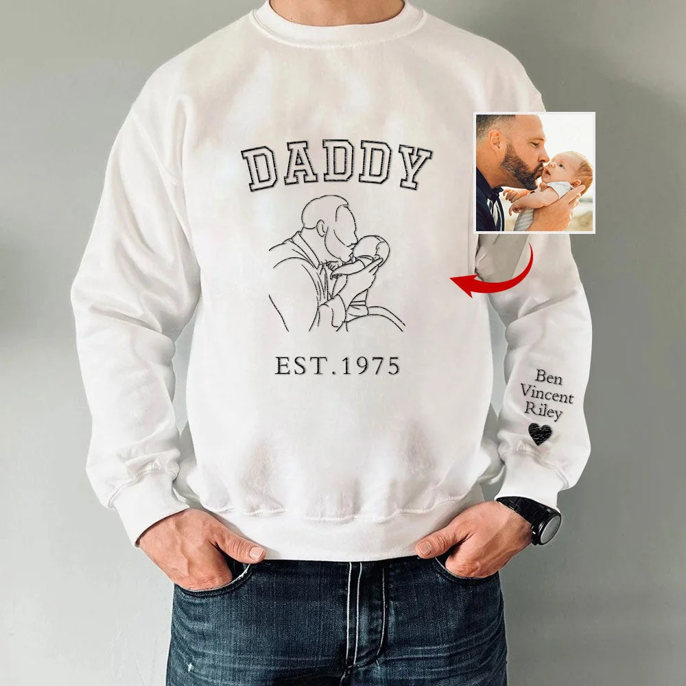 Custom Embroidered Portrait Sweatshirt - Commemorate a Special Year with Personalized Family Art, Perfect Gift for Dad-Creatgifts