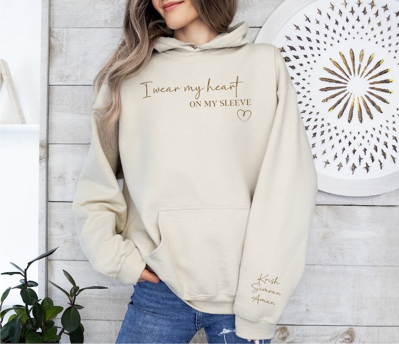 Custom Embroidered Heart on Sleeve Sweatshirt Hoodie, Personalised Gifts, Name Gift, Mother's Day, Gifts for Mum, Couple, Unisex, For Her-Creatgifts