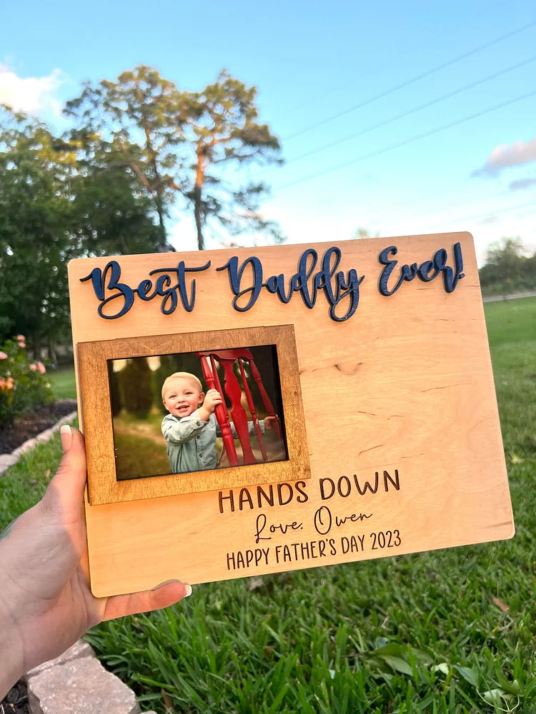 DAD - ships fast Father's Day Gift, Father's Day Wooden Sign, DIY Handprint Sign, Gifts for dad, Handprint Sign, Gifts for Grandpa