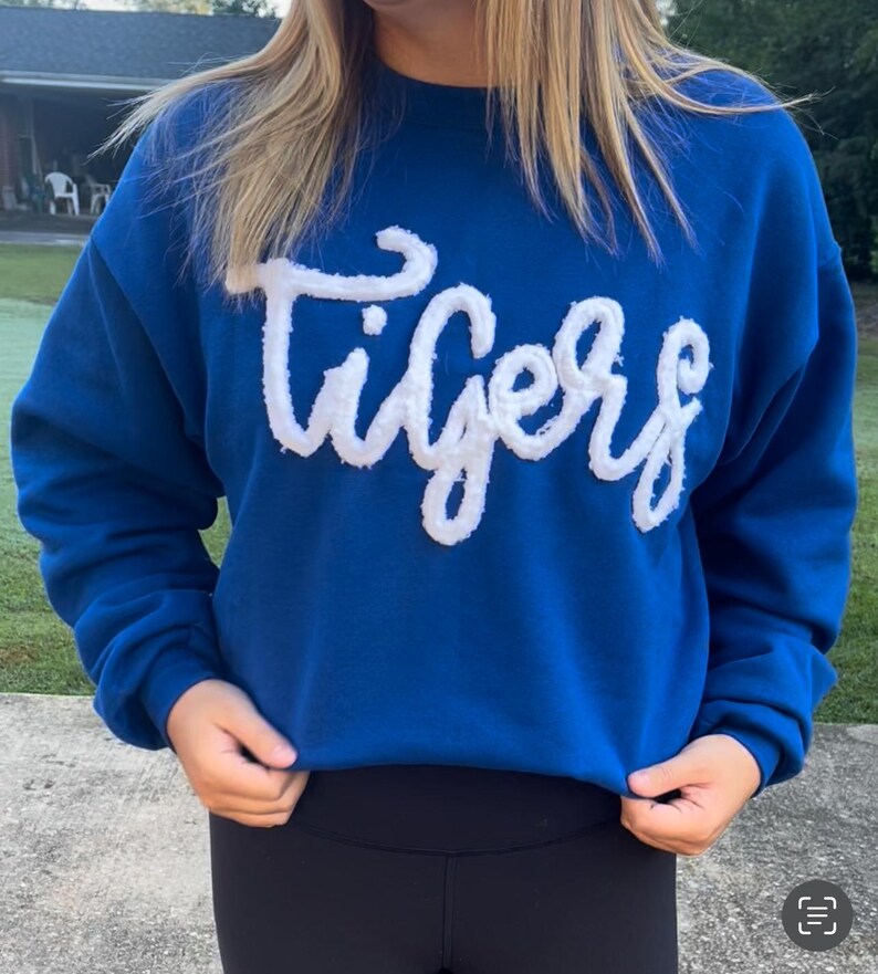 Team Sport Sweatshirt, Yarn embroidered sweatshirt, spirit shirt, Tigers Sweatshirt, 3D embroidery, Mascot Team Top