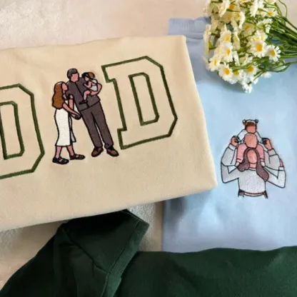 Custom Embroidery sweatshirt with Mom Dad Photo, Custom Varsity Embroidered T-shirt, Gift For Mom, Dad