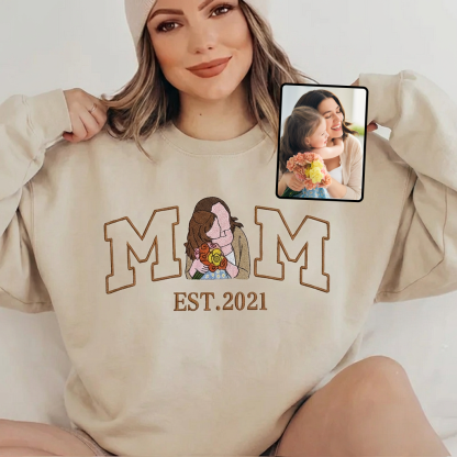 Mama,Mum T-shirt with Photo, Custom Embroidered Sweatshirt Mama and Kids Portrait.