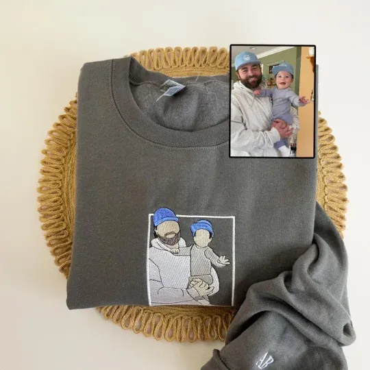 Custom Embroidered Photo Portrait Sweatshirt For papà, papá, pai