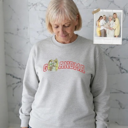 Mama,Mum T-shirt with Photo, Custom Embroidered Sweatshirt Mama and Kids Portrait.