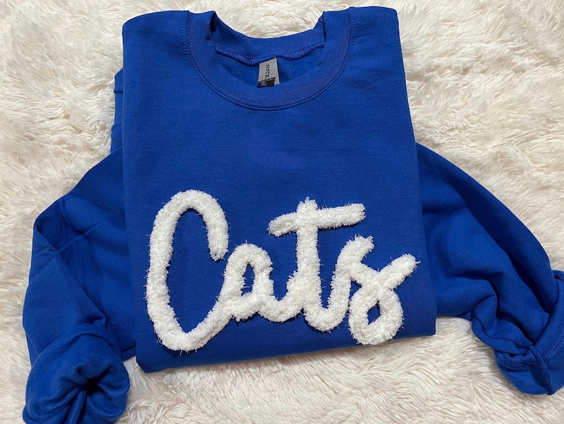 Cats Royal Chenille yarn sweatshirt, embroidery, chenille yarn, wildcats, Kentucky sweatshirt, cats chenille sweatshirts, wildcat pride, image 4
