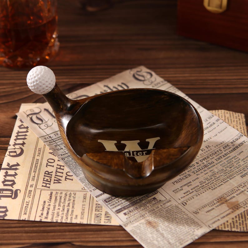 Personalized Wooden Cigar Ashtray – Custom Monogram Gift for Men, Father’s Day Gift for Dad, Groomsmen & Wedding Keepsake