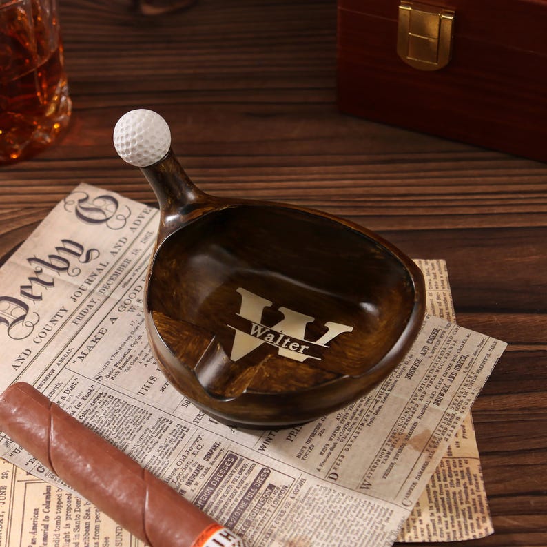 Personalized Wooden Cigar Ashtray – Custom Monogram Gift for Men, Father’s Day Gift for Dad, Groomsmen & Wedding Keepsake