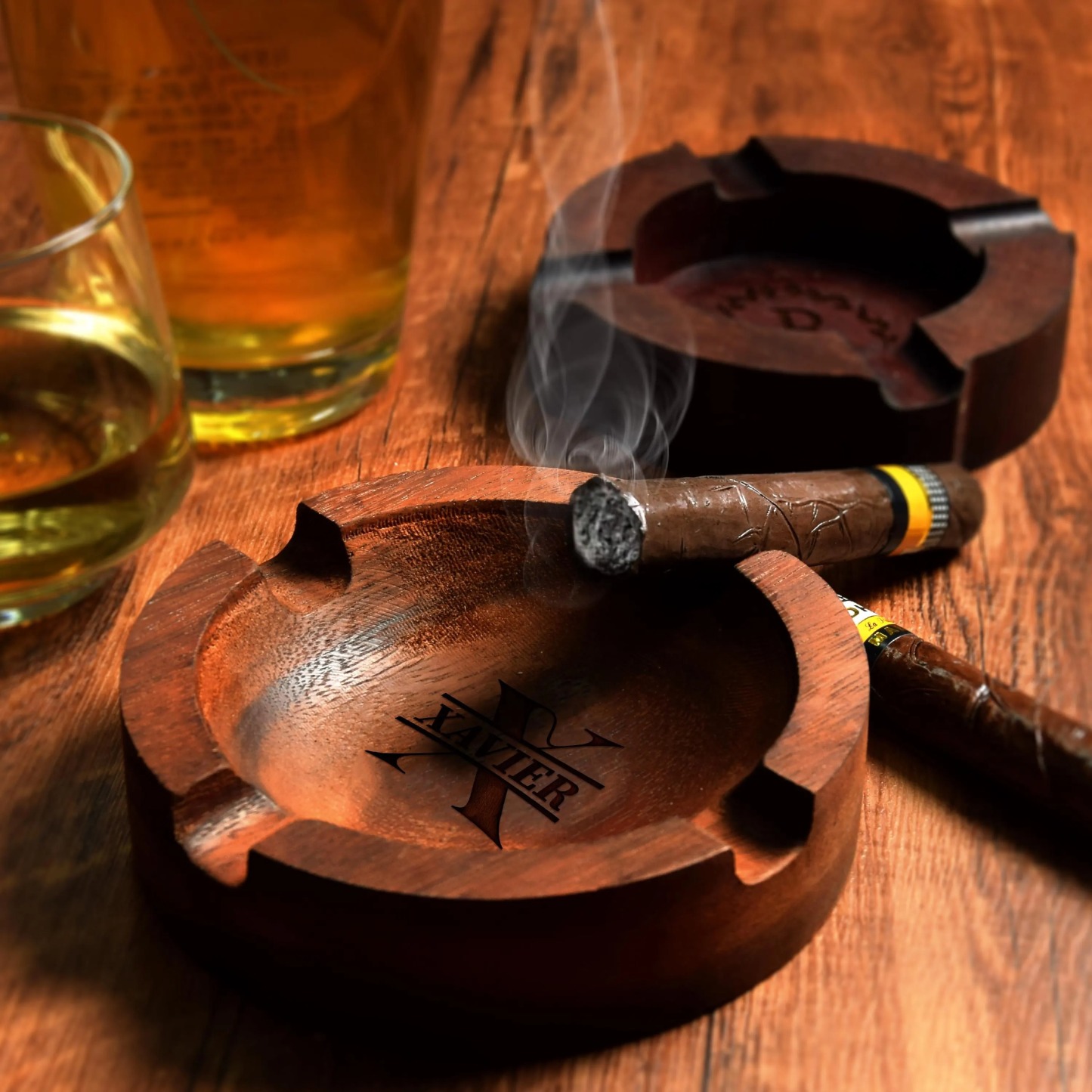 🚬 Personalized Name Walnut Cigar Ash Tray