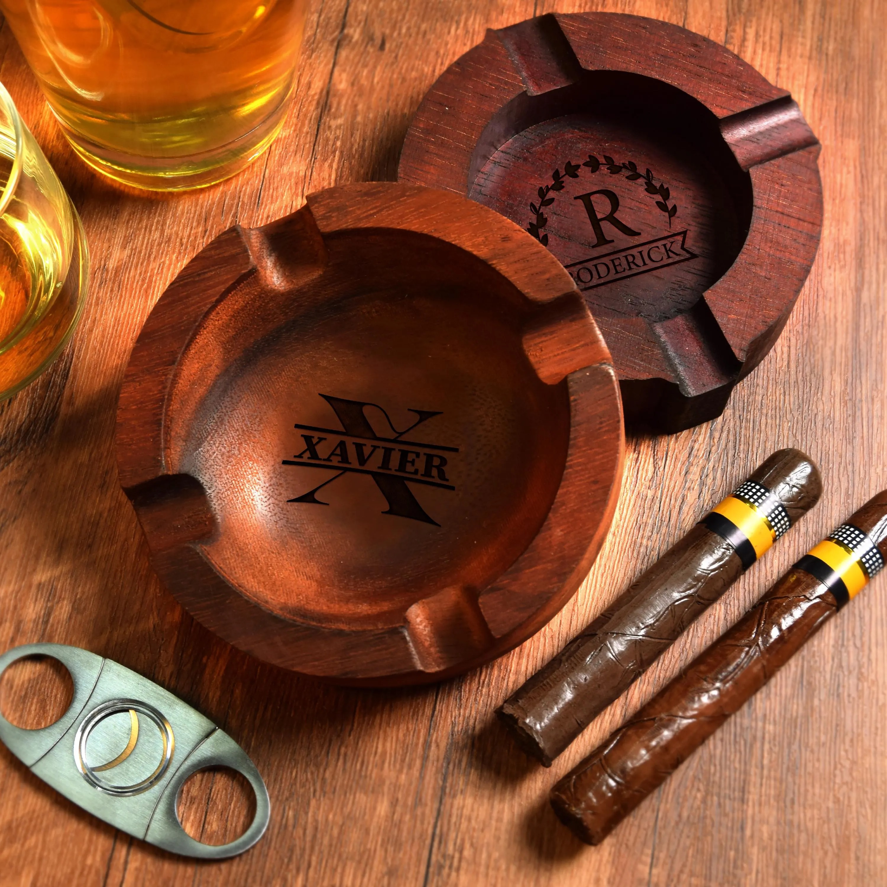 🚬 Personalized Name Walnut Cigar Ash Tray