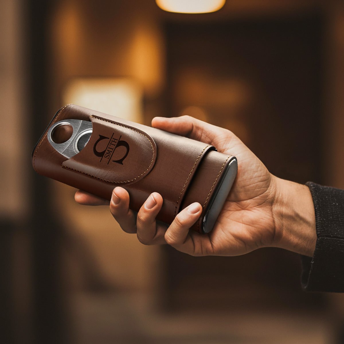 Custom Oxley Cigar Glass and Cedar-Lined Cigar Case, Brown Leather For Elegant Men