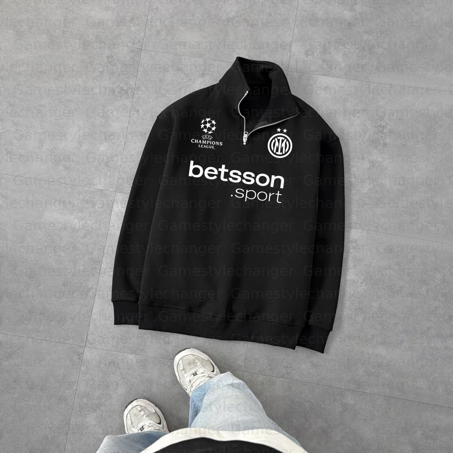 Unisex "UEFA " Graphic Streetwear Vintage Plush Zip-up Sweatshirt