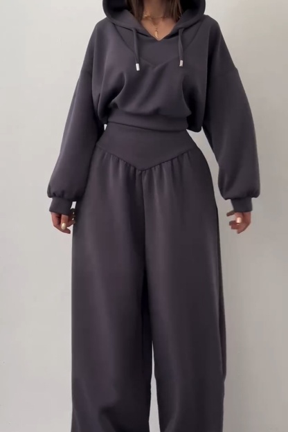 Women's New Casual Two-Piece Set: V-neck hooded long-sleeved top and high-waisted trousers (Pre-order item)