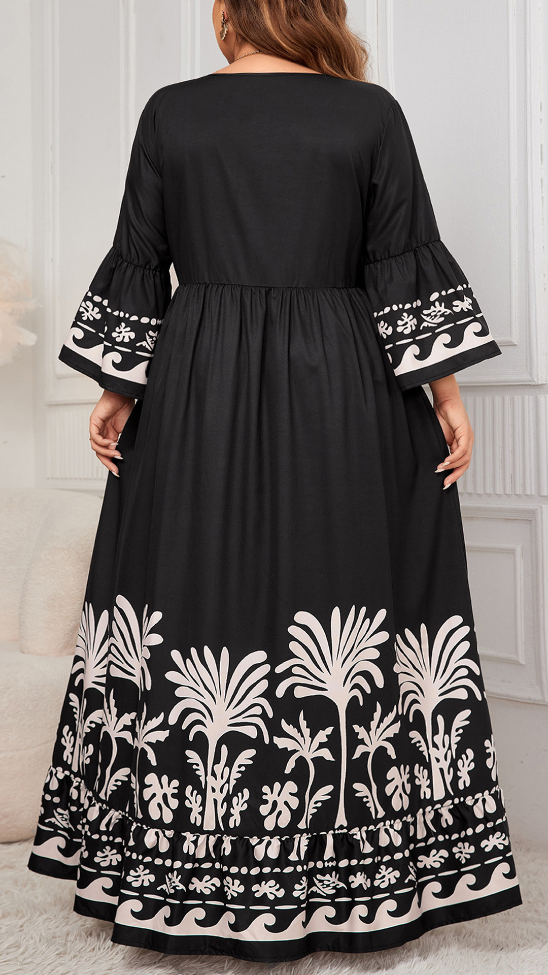 Women's Black & White Botanical Print V-Neck Bell Sleeve Maxi Dress