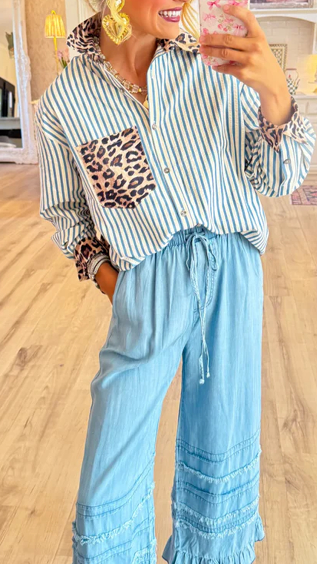 [Copy]Women's  Scalloped Edge V-Neck Loose Lapel 3/4 Sleeve Blouse