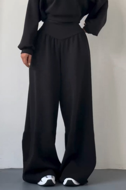 Women's New Casual Two-Piece Set: V-neck hooded long-sleeved top and high-waisted trousers (Pre-order item)