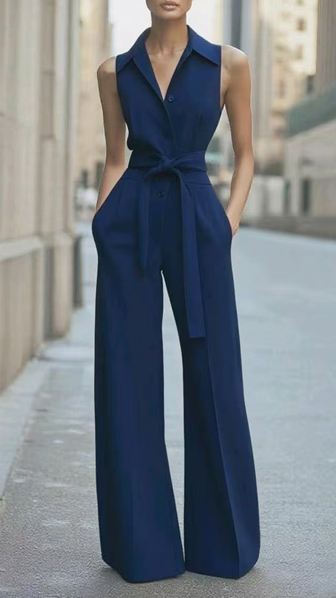 Women's Sleeveless Collared Wide-Leg Jumpsuit