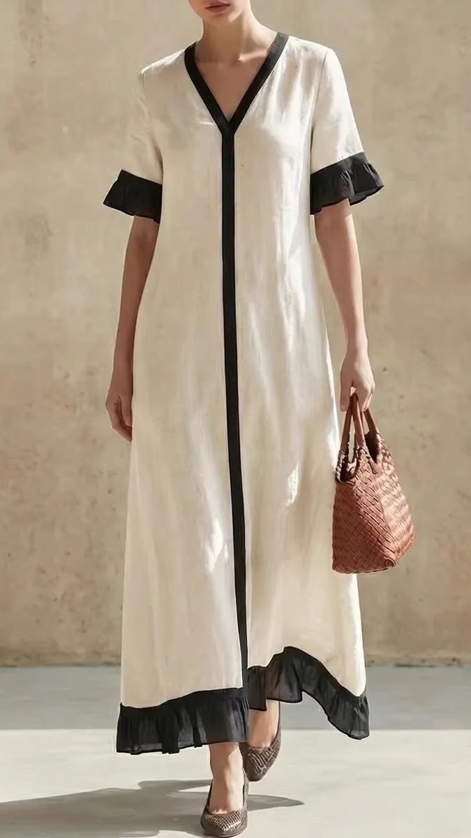 Women's Short-Sleeve Solid-Color V-Neck Dress with Elegant Lace Sleeves