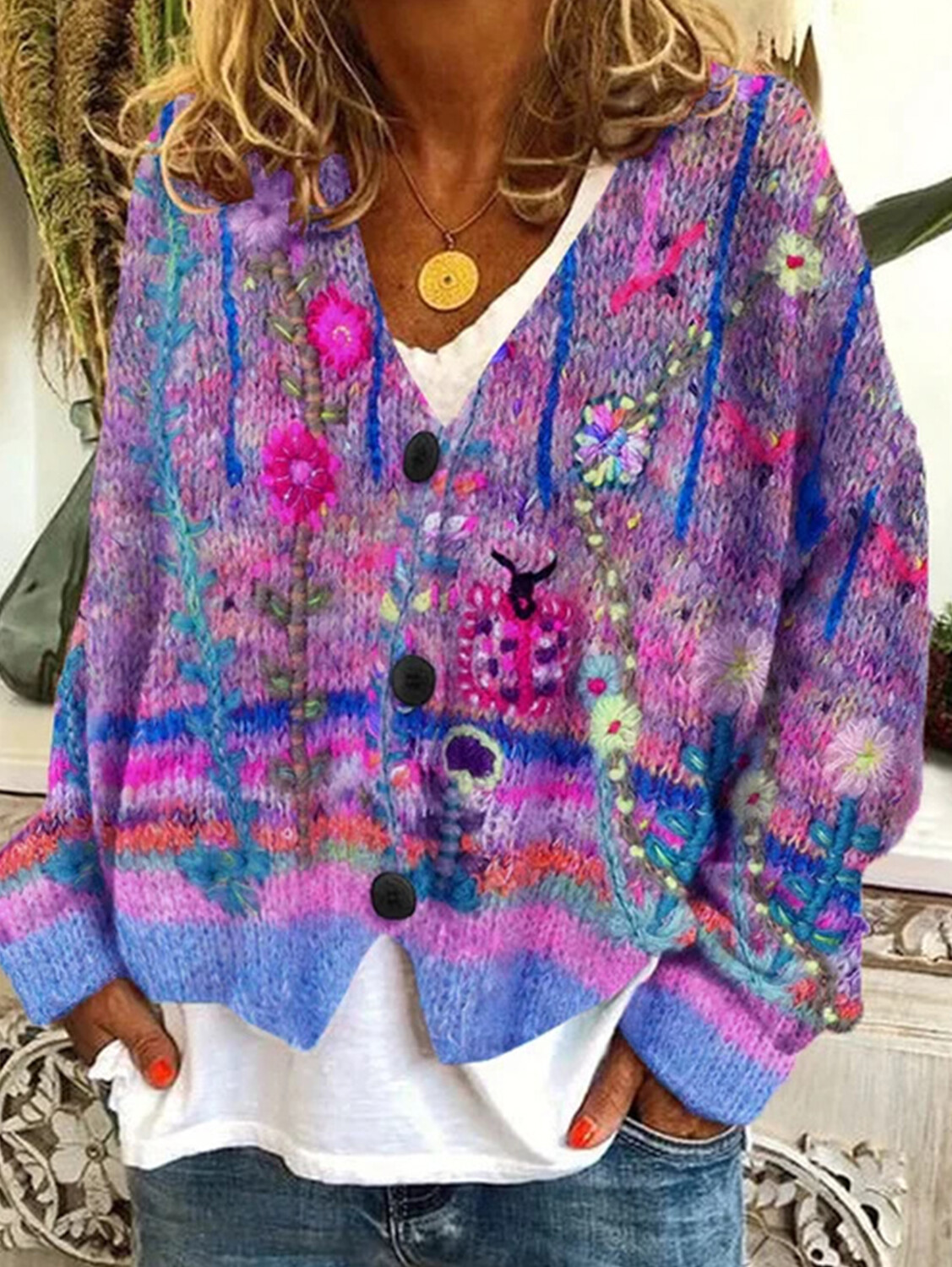 Women's casual floral pattern three-button knitted cardigan sweater
