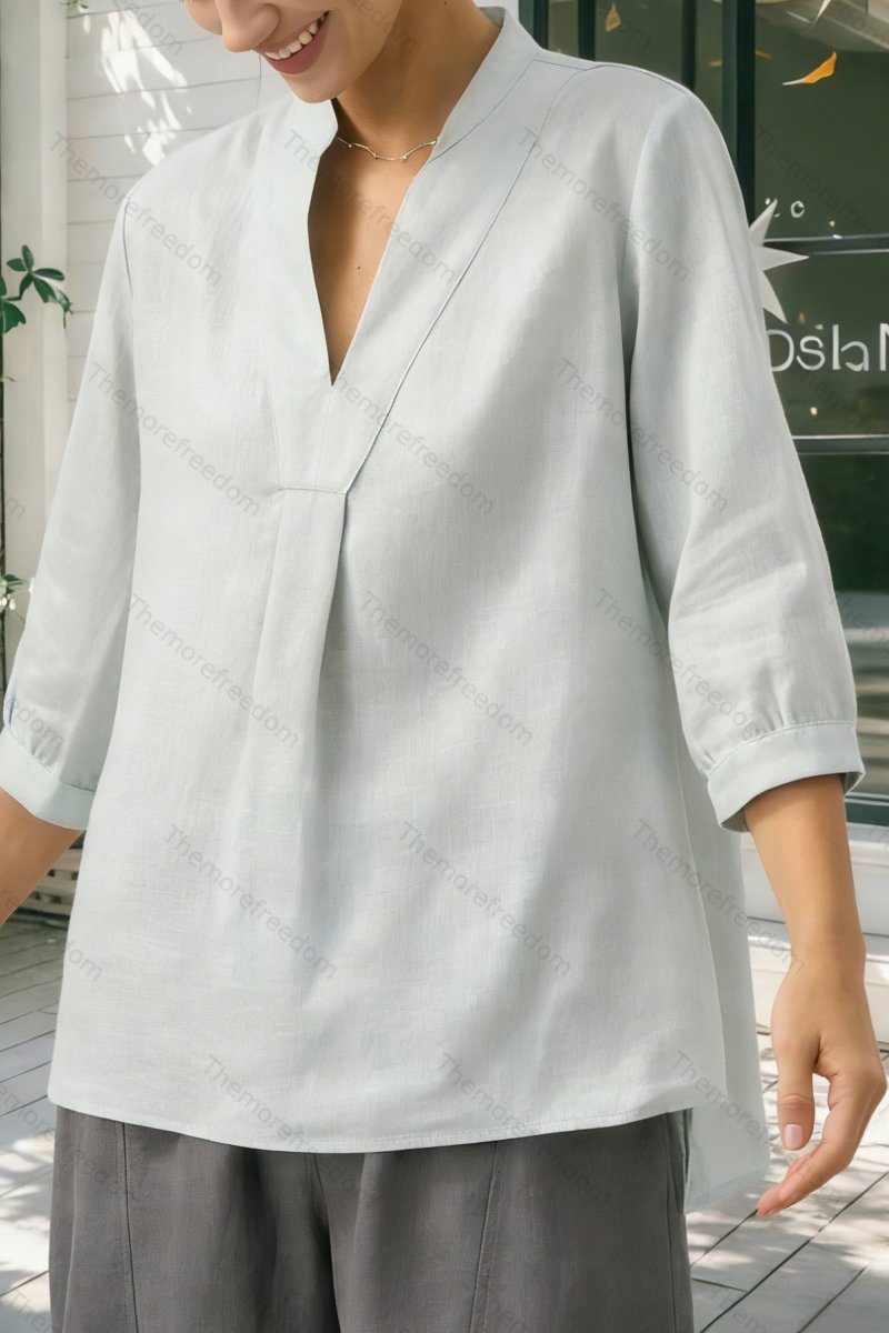 Women's comfortable and casual cotton and linen split-hem V-neck pullover shirt