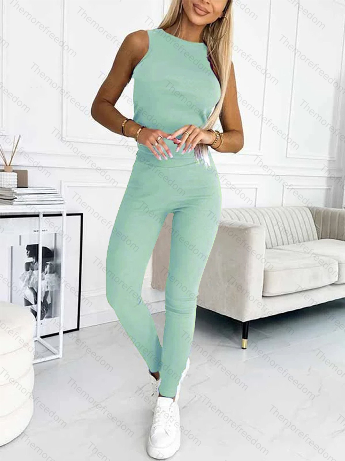 Women's casual sportswear set thickened hooded sweatshirt ribbed slim-fit vest and pants three-piece set