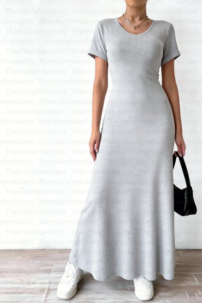 Women's solid color round neck knitted dress, elegant and comfortable (pre-order item)