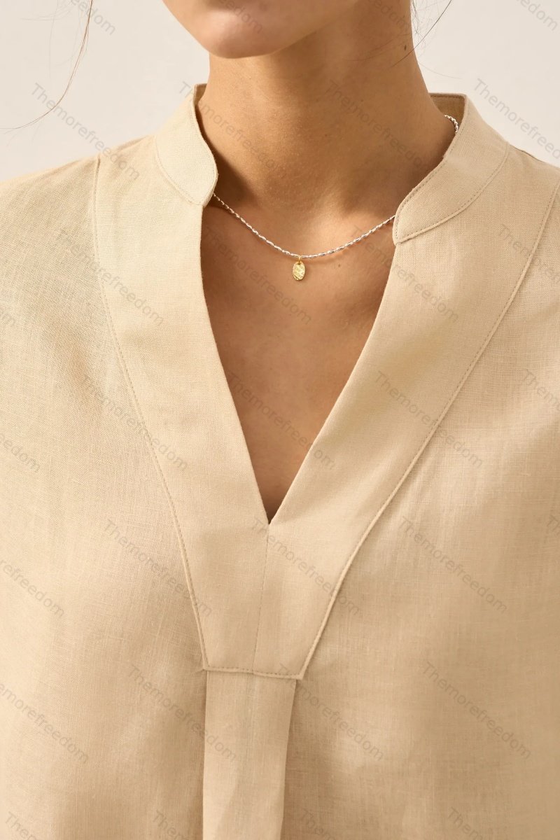 Women's comfortable and casual cotton and linen split-hem V-neck pullover shirt