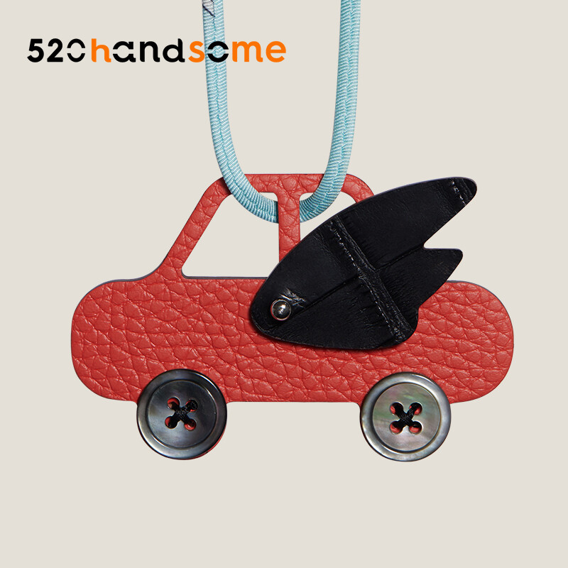 【Kolomomo Brand】Car Crocodile Leather Wings Touch Genuine Leather Bag Pendant Car Rearview Mirror Hanging Decoration Keychain
