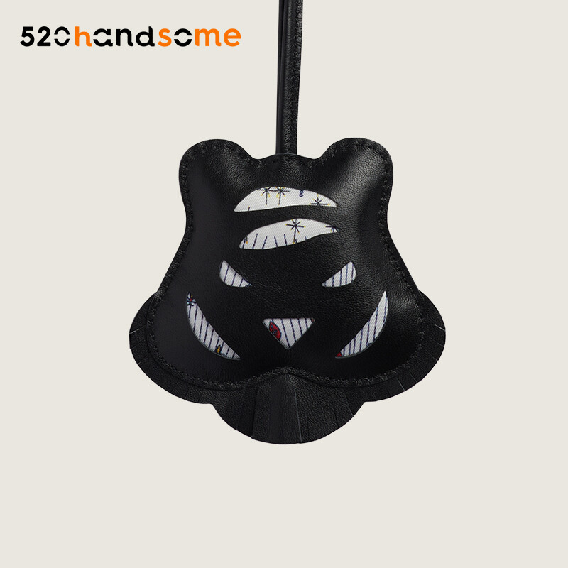 【Kolomomo Brand】 Accessories Handbag Pendant Petith Tiger Head Lamb Skin Tassel Ornament Car Pendant Keychain